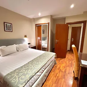 vizitați hotelul
