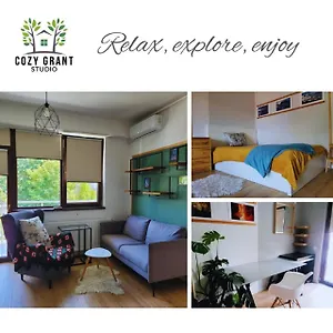 Cozy Grant Bucureşti